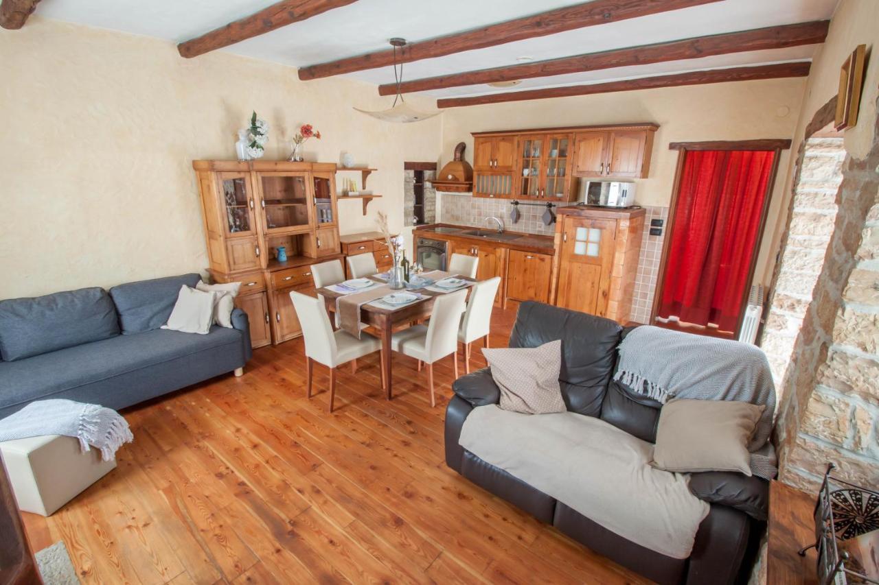 Stara Kuca Apartment Heki Bagian luar foto