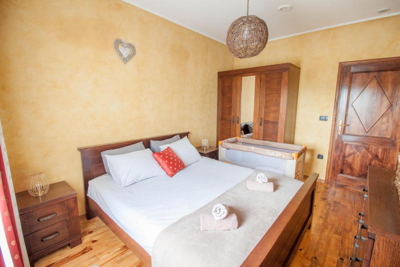 Stara Kuca Apartment Heki Bagian luar foto