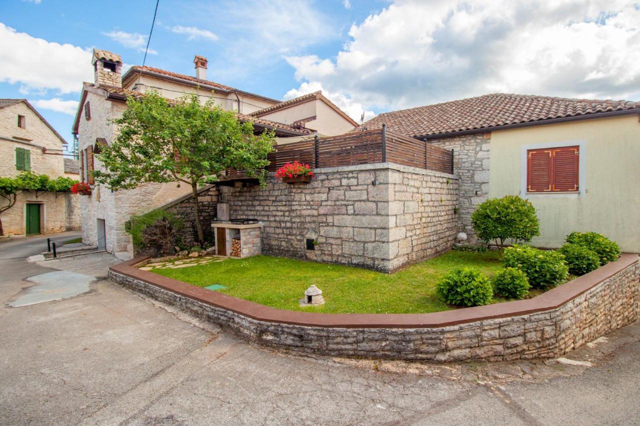 Stara Kuca Apartment Heki Bagian luar foto